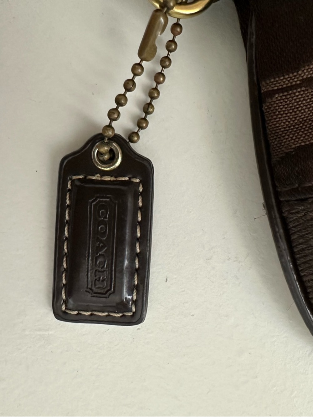 Coach Signature Jacquard Canvas Wristlet Brown/Tan – Preloved, Functional - Picture 4 of 7